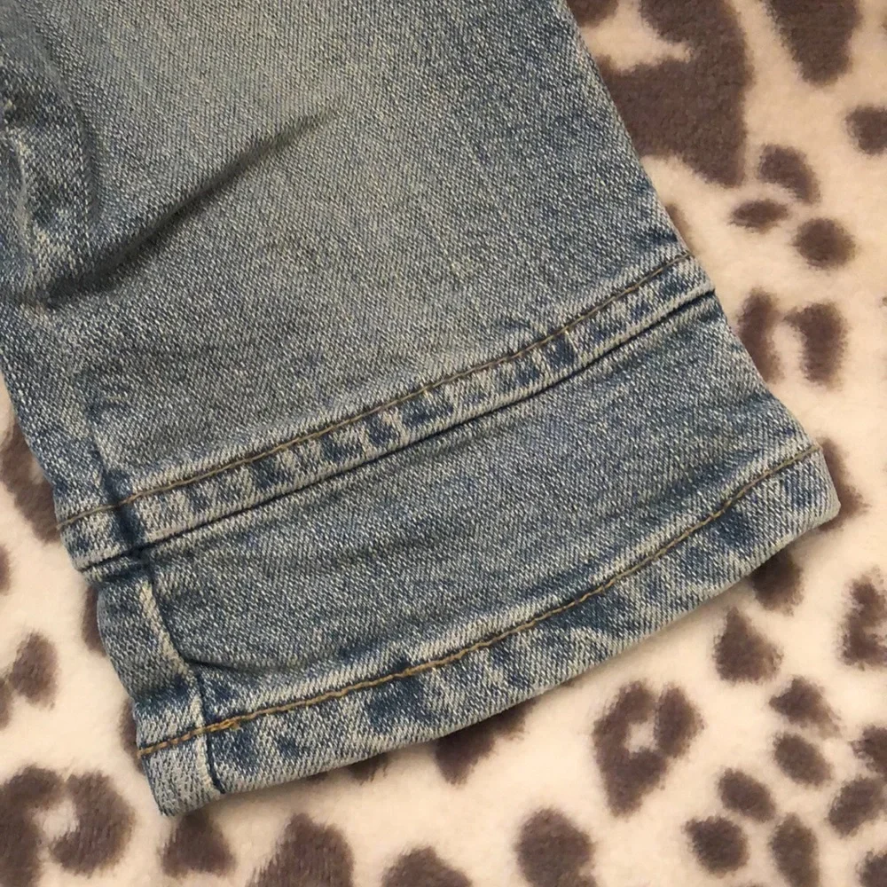 Levi’s Blue Denim Jeans Rose Patch 24 Months